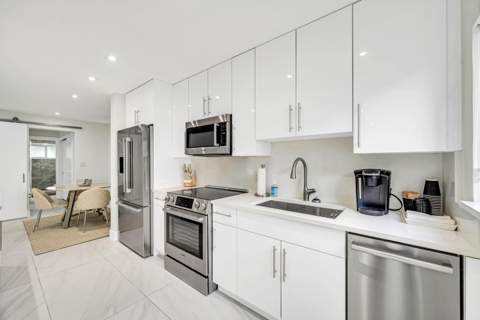 425 Bayshore Drive #15, Fort Lauderdale FL - photo 6 of 23