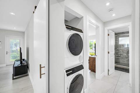 425 Bayshore Drive #15, Fort Lauderdale FL - photo 10 of 23