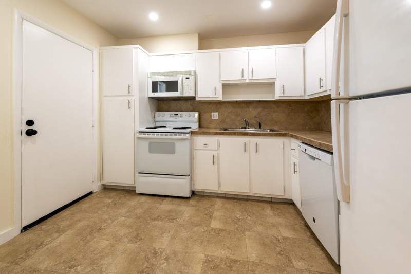 2 bedroom Condominium at 6061 N Falls Cir Drive #402, Falls of Inverrary , Lauderhill — photo 5