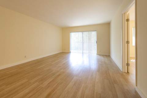 6061 N Falls Cir Drive #402, Lauderhill FL - photo 8 of 39
