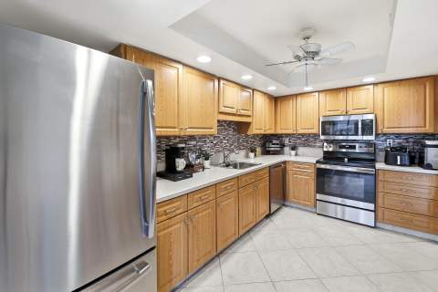 5344 Woodland Lakes Drive #223, Palm Beach Gardens FL - photo 10 of 42