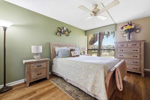 5344 Woodland Lakes Drive #223, Palm Beach Gardens FL - photo 18 of 42