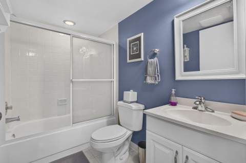 313 Lake Circle #316, North Palm Beach FL - photo 7 of 51