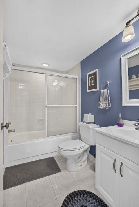 313 Lake Circle #316, North Palm Beach FL - photo 8 of 51