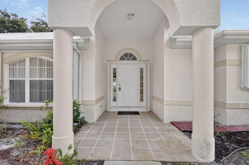 3 bedroom Single Family Residence at 8253 Sand Pine Circle, Lake Lucie Estates, Port St. Lucie — photo 5