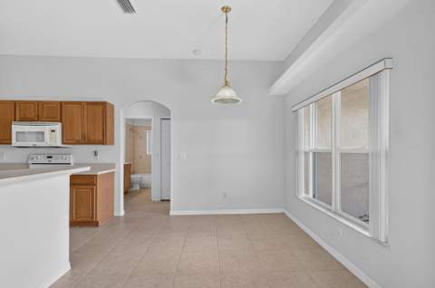 8253 Sand Pine Circle, Port St. Lucie FL - photo 14 of 46