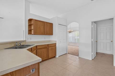 8253 Sand Pine Circle, Port St. Lucie FL - photo 20 of 46