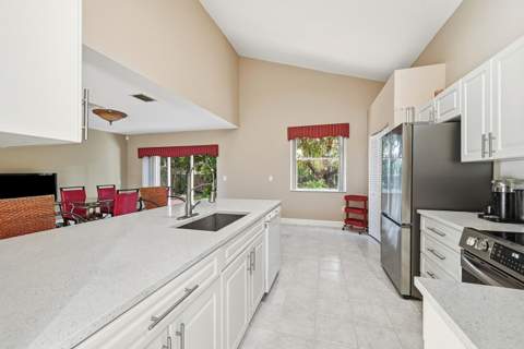 306 NW 115th Way, Coral Springs FL - photo 11 of 44