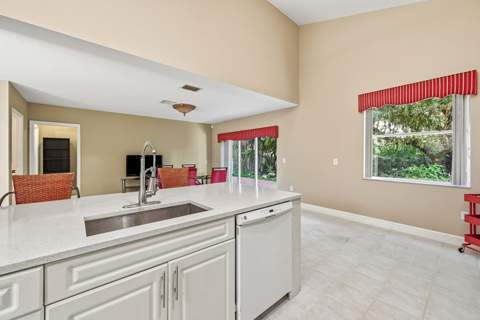 306 NW 115th Way, Coral Springs FL - photo 13 of 44