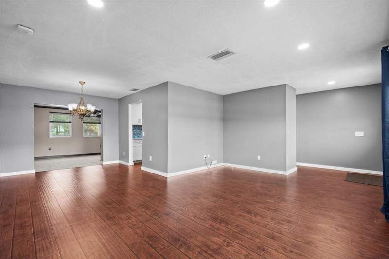 4 bedroom Single Family Residence at 7423 Oakmont Drive, Palm Beach Natl Golf And Country Club Estates 2, Greenacres — photo 5
