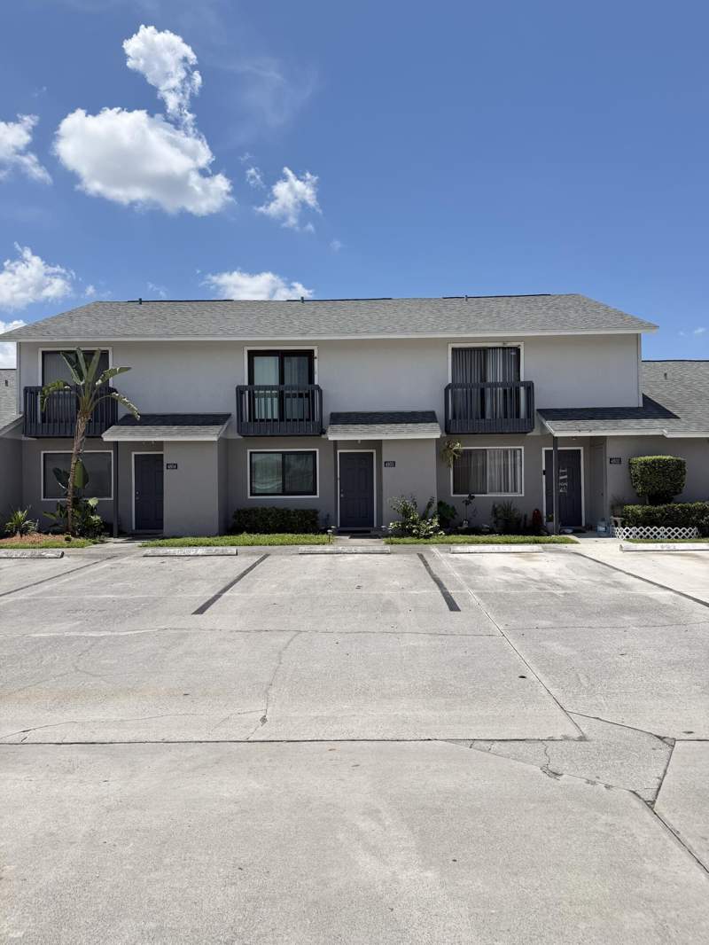 3 bedroom Townhouse at 4803 Pier Drive, Canalake Replat, Greenacres — photo 3