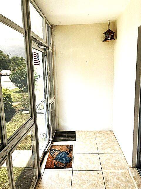 110 Markham F #110, Deerfield Beach FL - photo 19 of 27