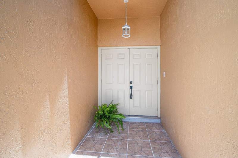 3 bedroom Single Family Residence at 6930 NW 2nd Terrace, Boca Lake Estates, Boca Raton — photo 4