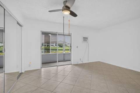 127 Chatham F, West Palm Beach FL - photo 12 of 36