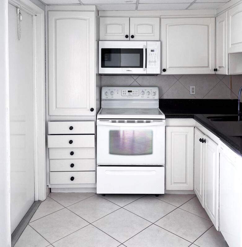 2 bedroom Condominium at 3050 N Palm Aire Drive #602, No 8 Palm-Aire Country Club, Pompano Beach — photo 4