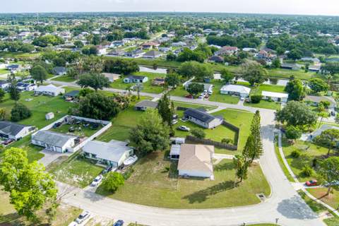 3120 SW Landale Boulevard, Port St. Lucie FL - photo 10 of 65