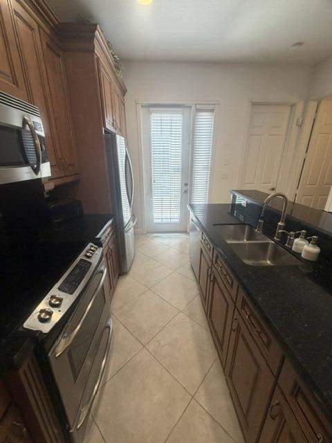 8288 NW 9th Avenue, Boca Raton FL - photo 9 of 53