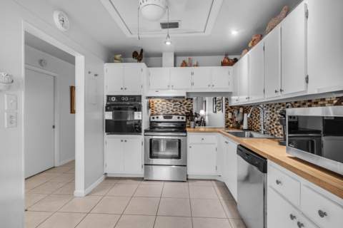 2886 Fernley Drive #76, West Palm Beach FL - photo 9 of 39