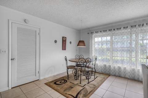 2886 Fernley Drive #76, West Palm Beach FL - photo 21 of 39