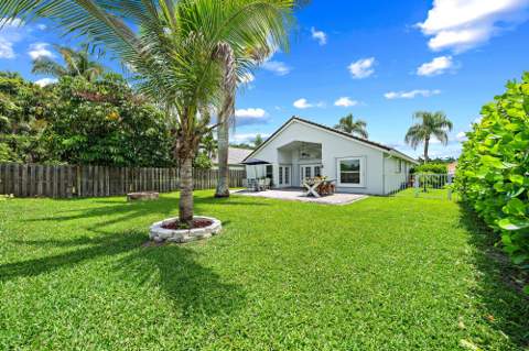 1875 Oak Berry Circle, Wellington FL - photo 19 of 28