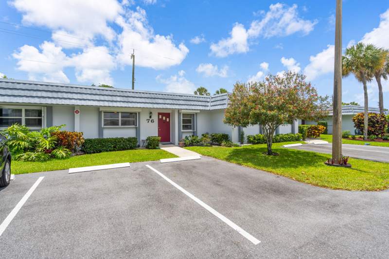 2 bedroom Condominium at 2886 Fernley Drive #76, Cresthaven Condo Townhomes Sec 1, West Palm Beach — photo 3