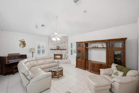 2305 Winding Creek Lane, Fort Pierce FL - photo 21 of 76
