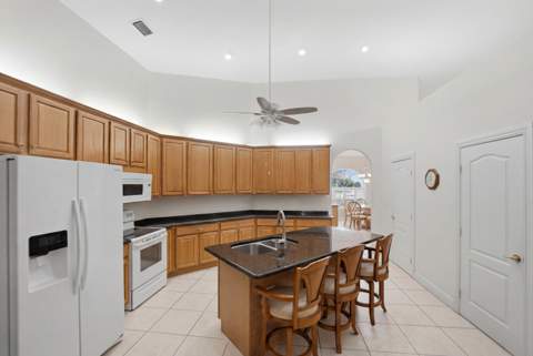 2305 Winding Creek Lane, Fort Pierce FL - photo 22 of 76
