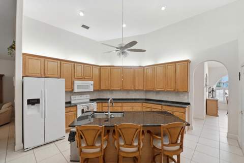 2305 Winding Creek Lane, Fort Pierce FL - photo 23 of 76