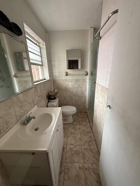 124 NW 45th Avenue, Plantation FL - photo 16 of 39