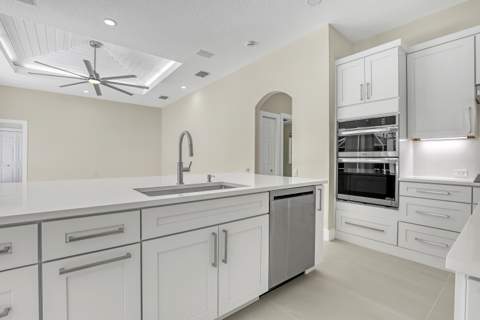 121 Olympus Way, Jupiter FL - photo 12 of 48