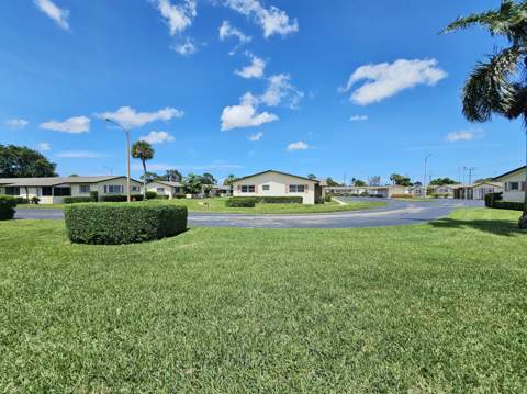 2966 Ashley Drive #F, West Palm Beach FL - photo 16 of 17