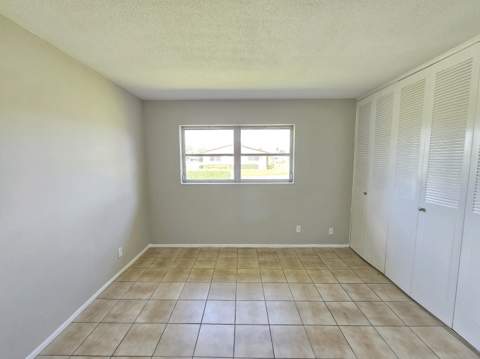 2966 Ashley Drive #F, West Palm Beach FL - photo 11 of 17