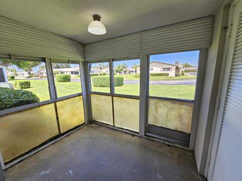 2966 Ashley Drive #F, West Palm Beach FL - photo 15 of 17