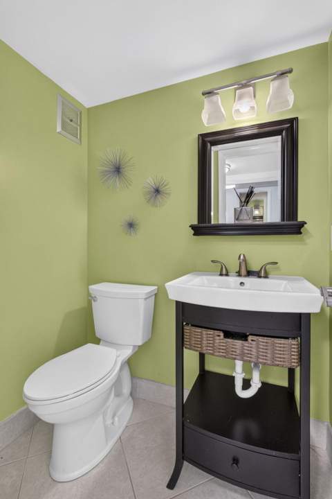 127 Chatham F, West Palm Beach FL - photo 9 of 36