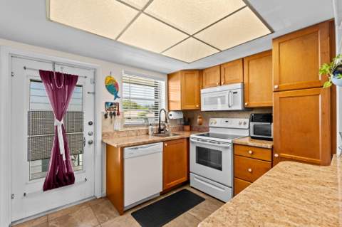 312 NE 17th Avenue #203, Boynton Beach FL - photo 19 of 22