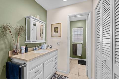 312 NE 17th Avenue #203, Boynton Beach FL - photo 8 of 22