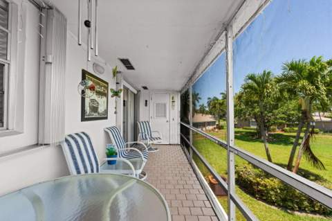 312 NE 17th Avenue #203, Boynton Beach FL - photo 11 of 22