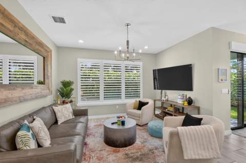 8789 Antarus Drive, Lake Worth FL - photo 9 of 35
