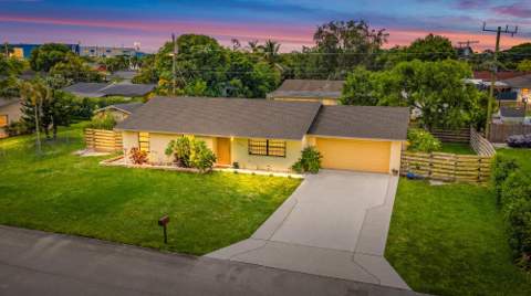 9090 Palladium Place, Lake Worth FL - photo 6 of 26