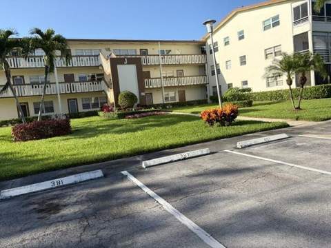 381 Mansfield J, Boca Raton FL - photo 12 of 12