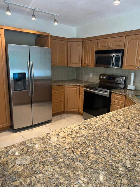 8586 NW 23rd Manor #W, Coral Springs FL - photo 8 of 39