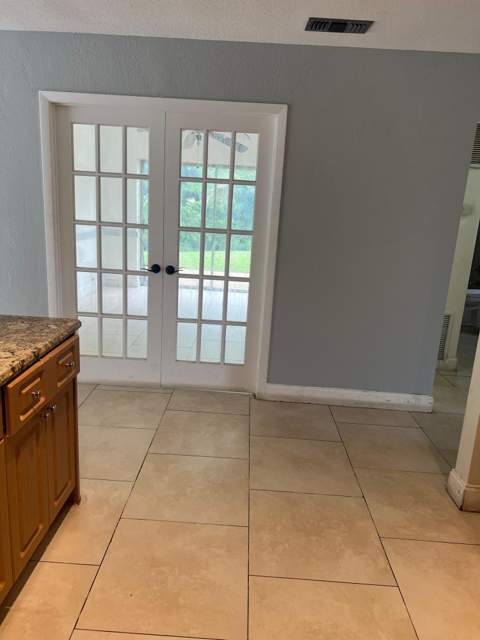 8586 NW 23rd Manor #W, Coral Springs FL - photo 11 of 39