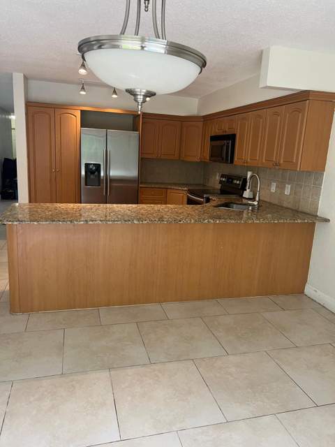 8586 NW 23rd Manor #W, Coral Springs FL - photo 12 of 39