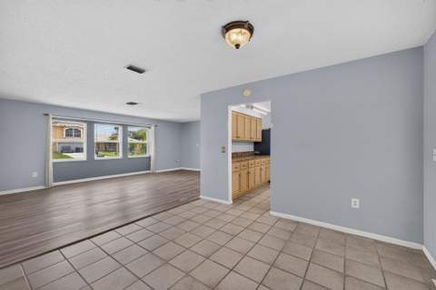 1556 SE Sinbad Avenue, Port St. Lucie FL - photo 10 of 45