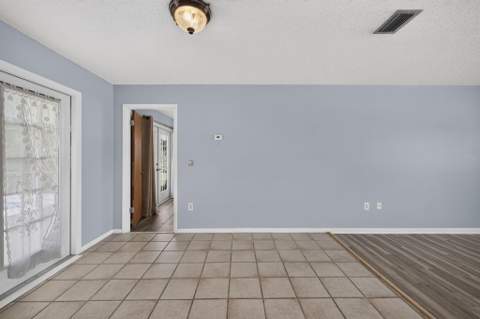 1556 SE Sinbad Avenue, Port St. Lucie FL - photo 11 of 45
