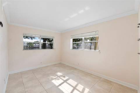 4050 NE 12th Terrace #39-2, Oakland Park FL - photo 6 of 11