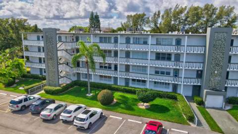 2157 Cambridge G, Deerfield Beach FL - photo 24 of 67
