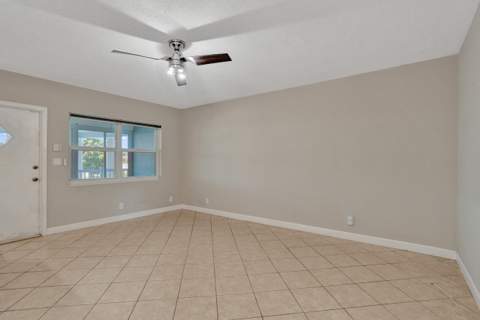 2734 NE 27th Court #17, Lighthouse Point FL - photo 19 of 52