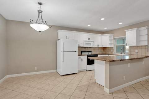 2734 NE 27th Court #17, Lighthouse Point FL - photo 20 of 52