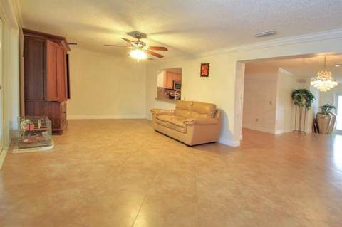 98 Seminole Lane, Boca Raton FL - photo 9 of 41